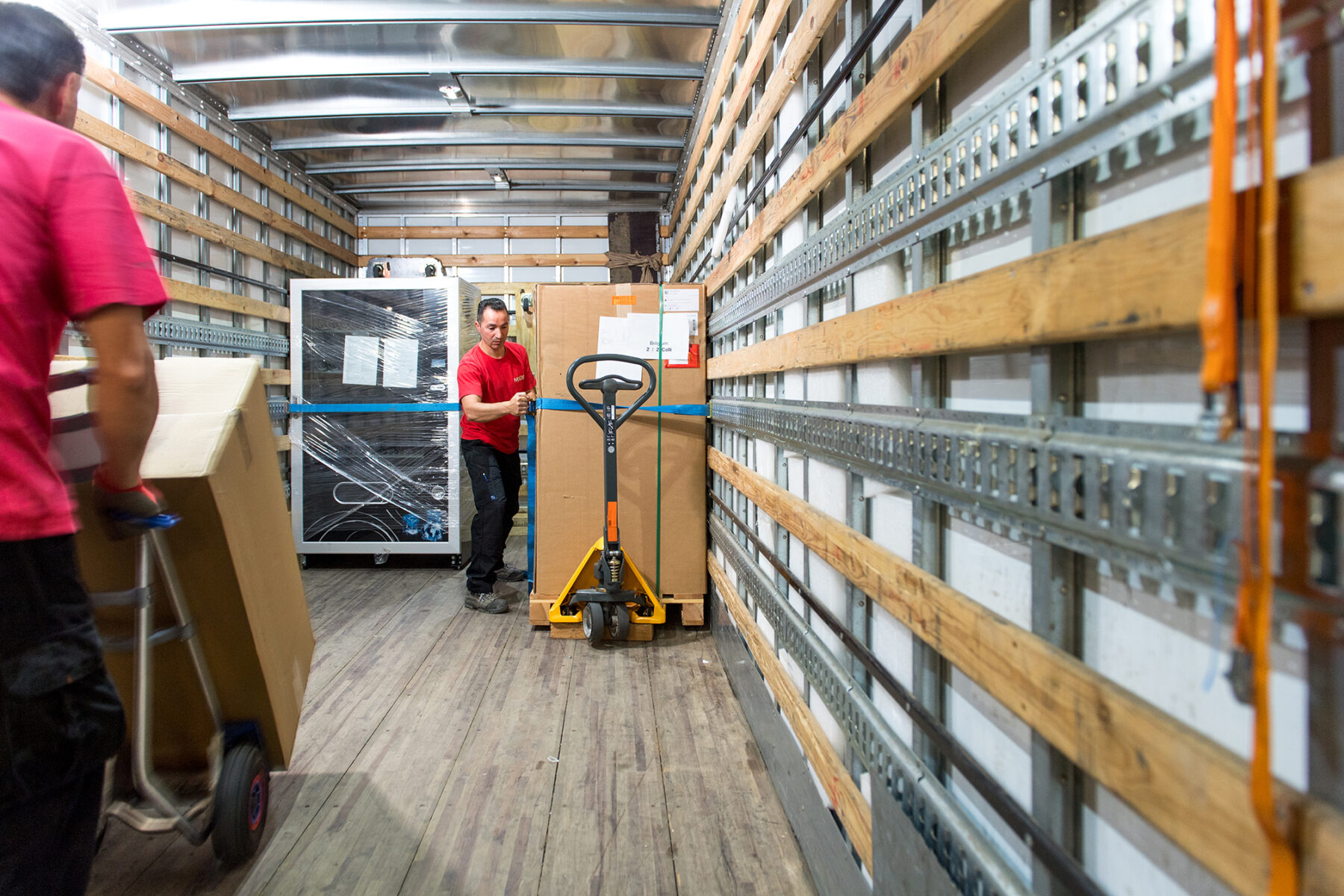 Image d’illustration de la section Augmentez la rentabilité de votre entreprise en confiant votre déménagement et l’aménagement de vos nouveaux locaux à Mozer